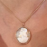 Vintage cameo pendant in 14 carat gold-Pendants-The Antique Ring Shop