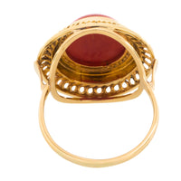 Vintage cabochon ring in 14 carat gold