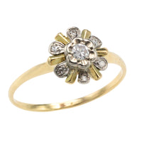 Vintage diamond cluster ring in 18 carat gold