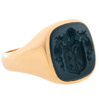 Vintage 18 carat gold signet ring with jasper intaglio