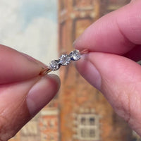 Drie steens diamanten ring uit 1919