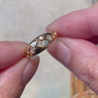 Victoriaanse drie steens diamanten ring uit 1899