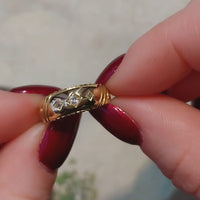 Victoriaanse drie steens diamanten ring uit 1896