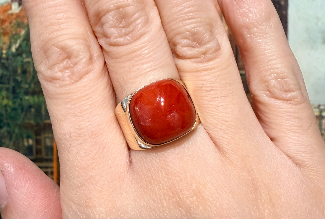 Vintage 14 carat gold cabochon ring-Vintage Rings-The Antique Ring Shop