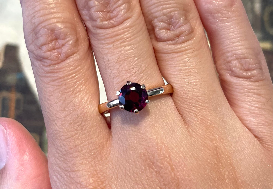18 carat gold garnet solitaire ring-Vintage Rings-The Antique Ring Shop