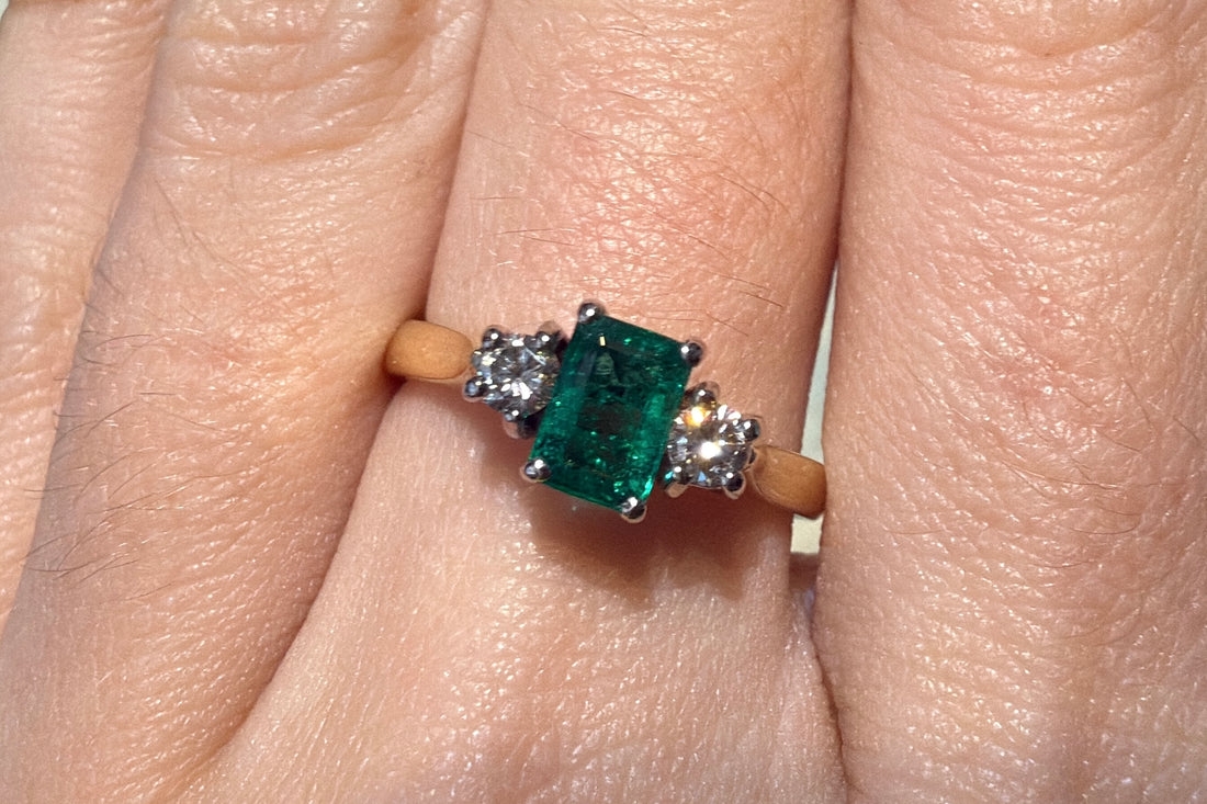 Emerald and diamond trilogy ring