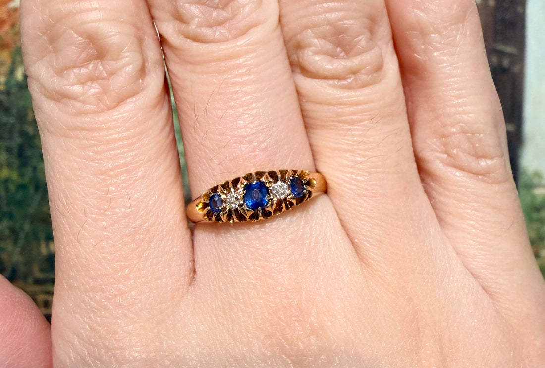Edwardian sapphire and diamond ring from 1905