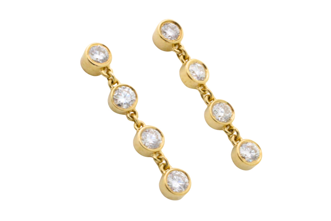 Diamond earrings in 14 carat gold
