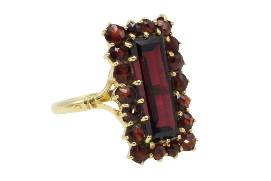 Rectangular garnet ring in 14 carat gold-Rings-The Antique Ring Shop