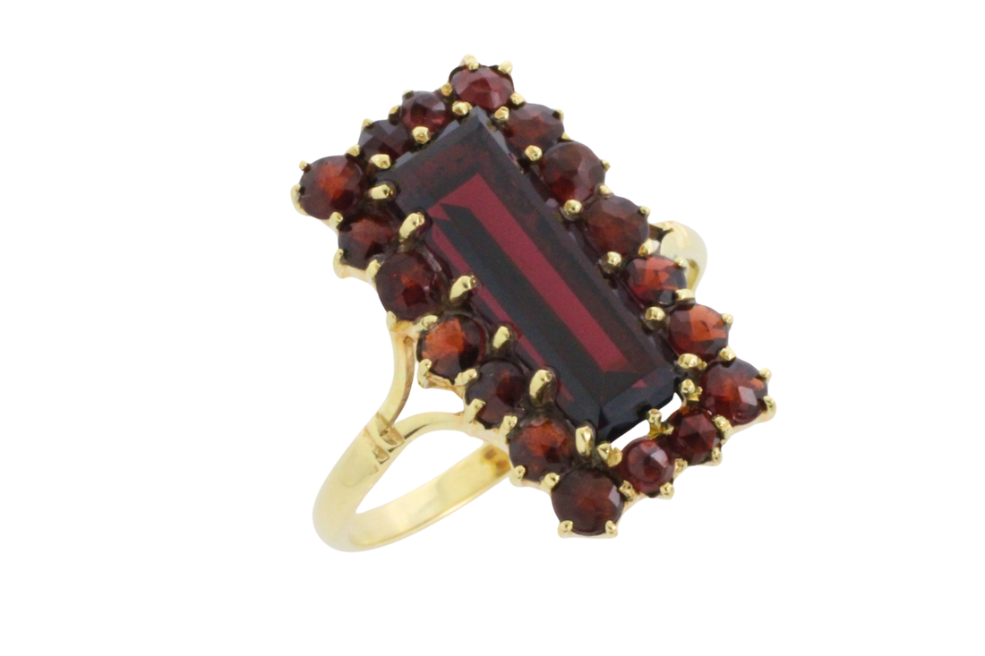 Rectangular garnet ring in 14 carat gold-Rings-The Antique Ring Shop