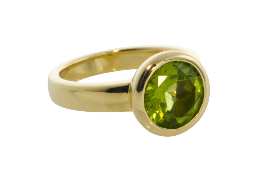14 carat gold peridot ring-Vintage Rings-The Antique Ring Shop