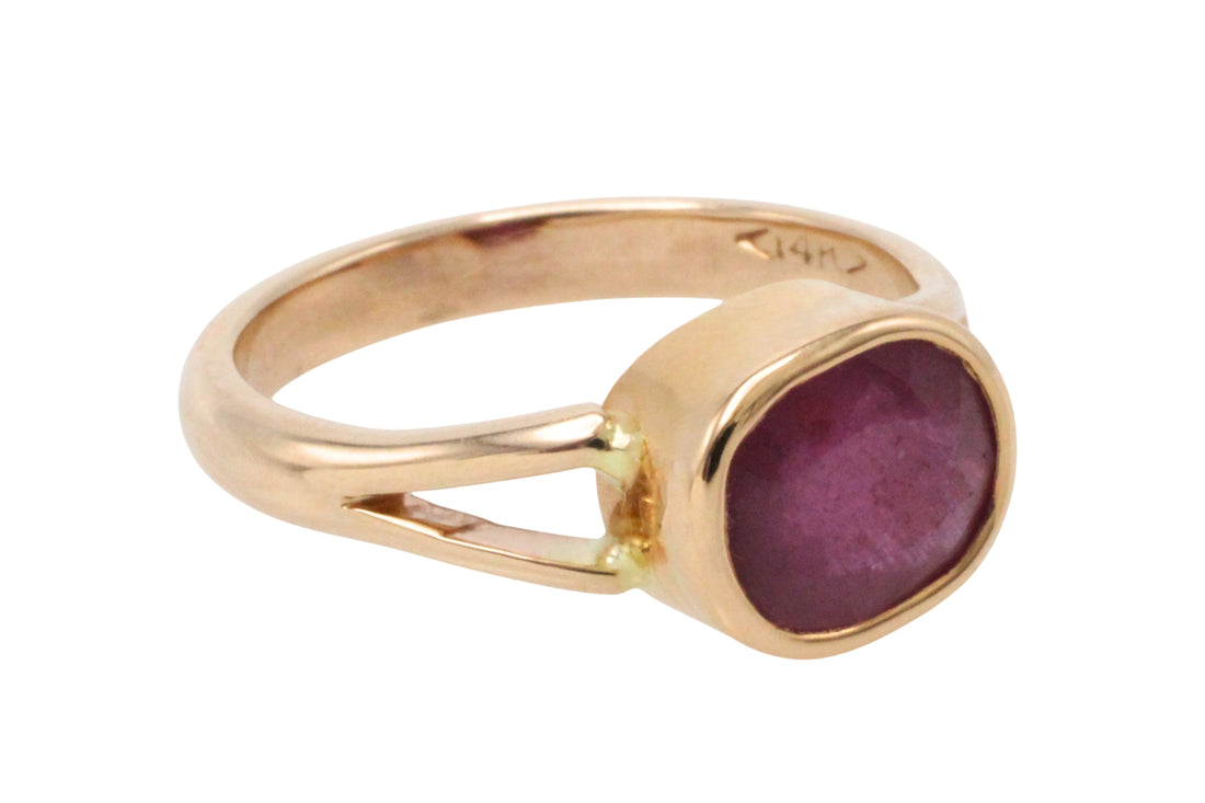 Ruby ring in 14 carat gold-Vintage Rings-The Antique Ring Shop