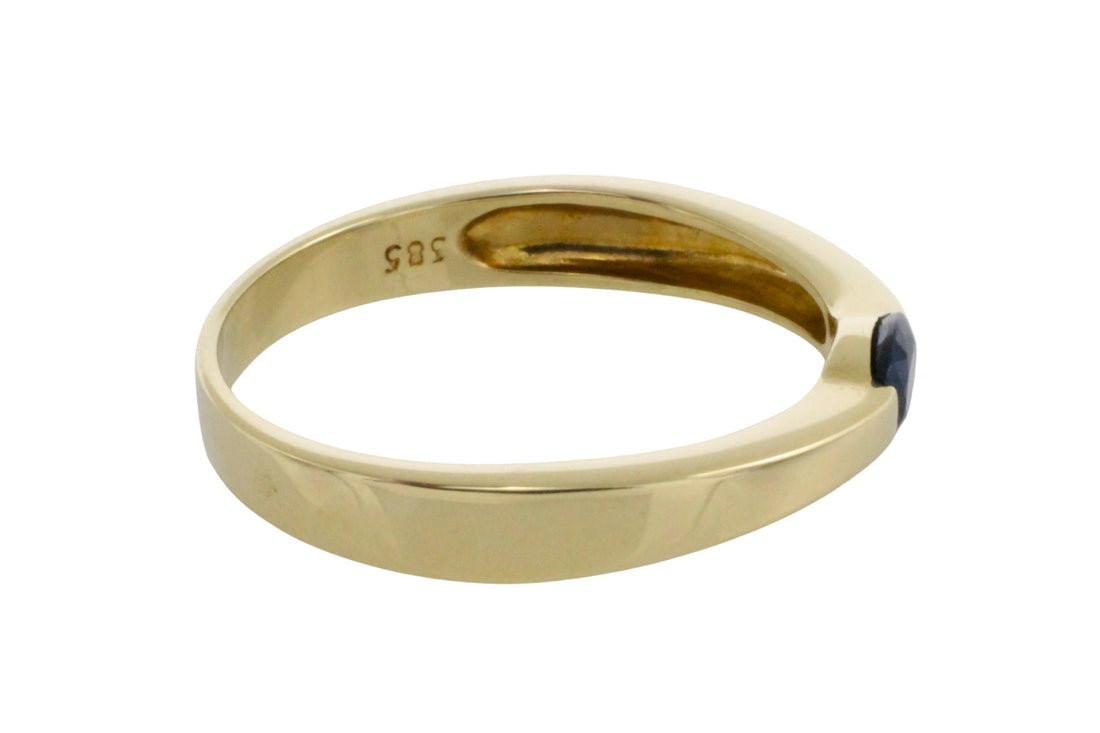 Single stone sapphire ring-Vintage Rings-The Antique Ring Shop