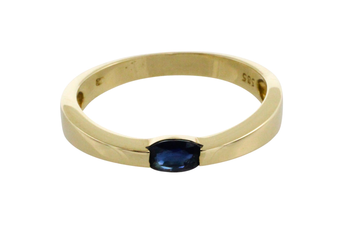 Single stone sapphire ring-Vintage Rings-The Antique Ring Shop