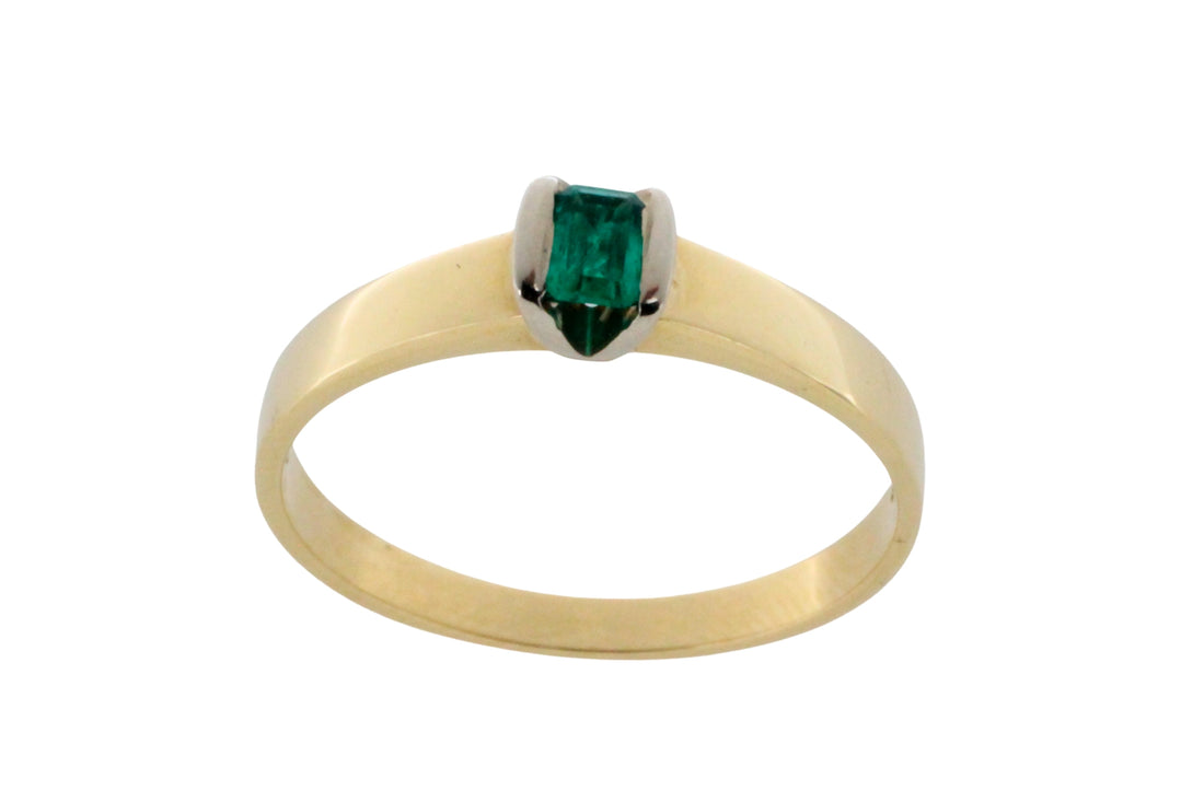 Emerald ring in 14 carat gold-Vintage Rings-The Antique Ring Shop