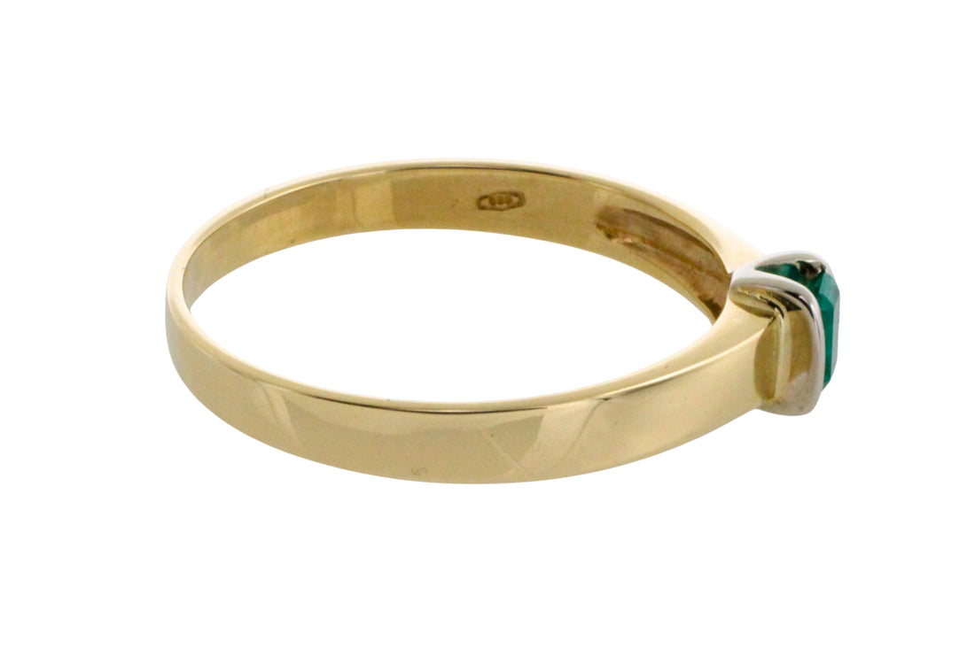 Emerald ring in 14 carat gold-Vintage Rings-The Antique Ring Shop