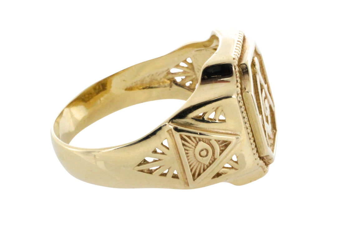 Vintage freemasons ring in 14 carat gold-gents rings-The Antique Ring Shop