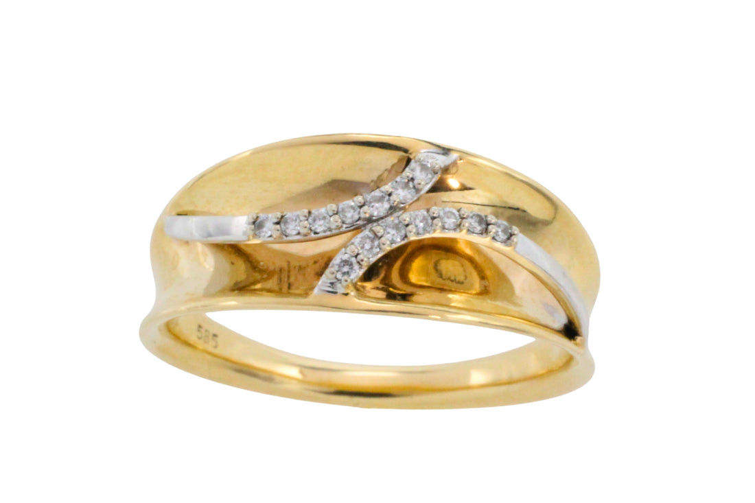 14 carat yellow and white gold ring with diamonds