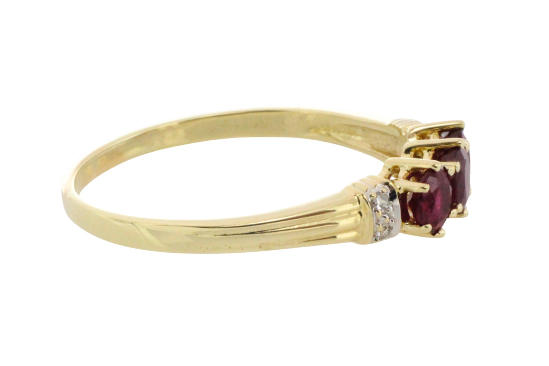 Ruby and diamond ring in 14 carat gold