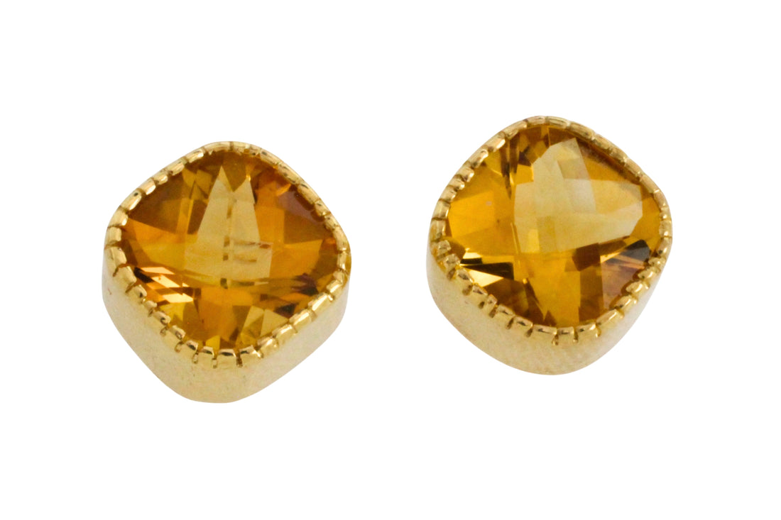 Citrine earrigs in 18 carat gold