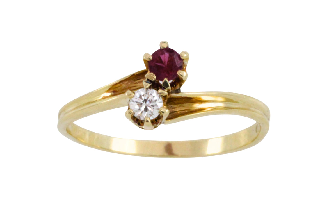 Ruby and diamond Toi et Moi ring