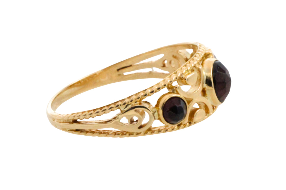 Garnet filigree ring in 14 carat gold-Vintage Rings-The Antique Ring Shop