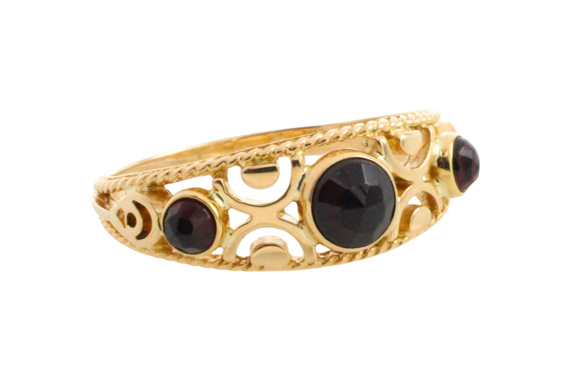 Garnet filigree ring in 14 carat gold-Vintage Rings-The Antique Ring Shop