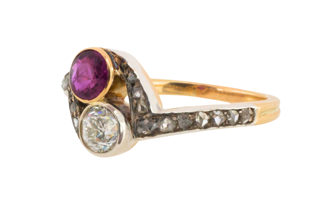 Ruby and diamond Toi et Moi ring