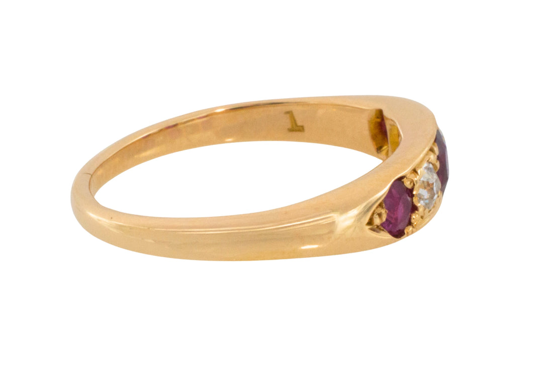 Edwrdian ruby and diamond ring from 1911