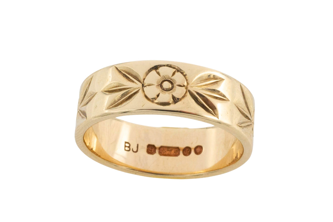 Vintage ring met bloemmotief
