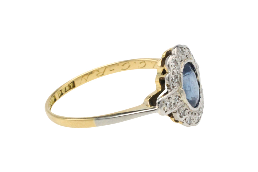 Sapphire and diamond ring in platinum and gold