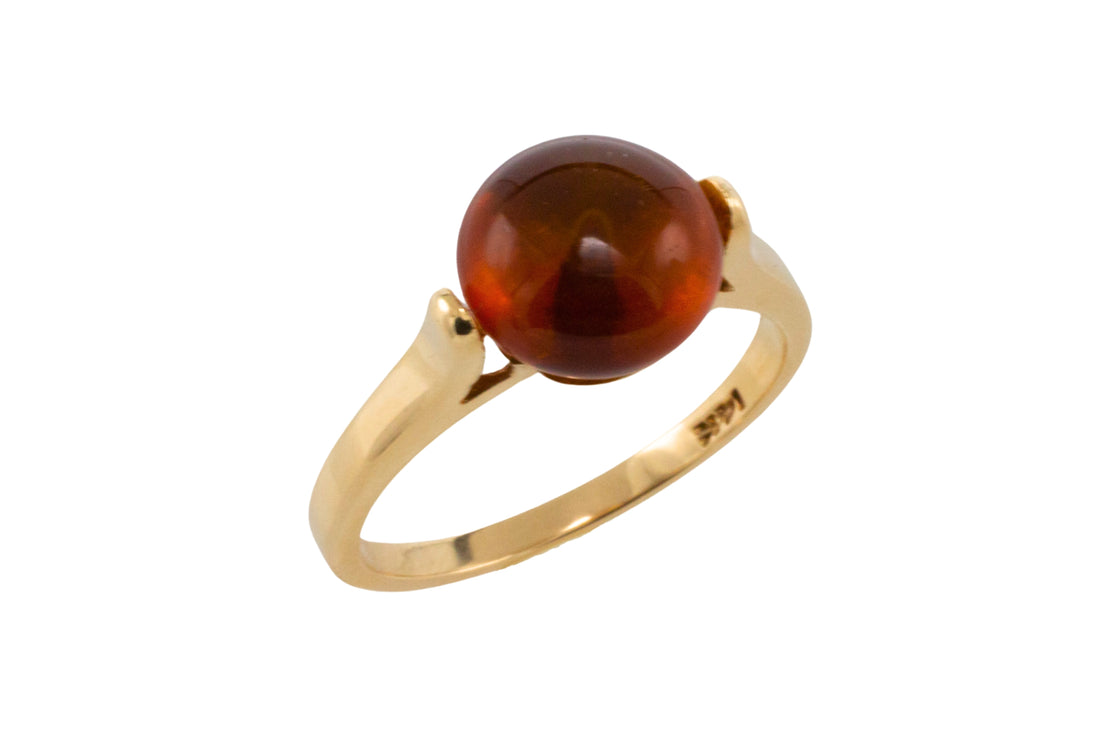 Cabochon amber ring in 14 carat gold-Vintage Rings-The Antique Ring Shop