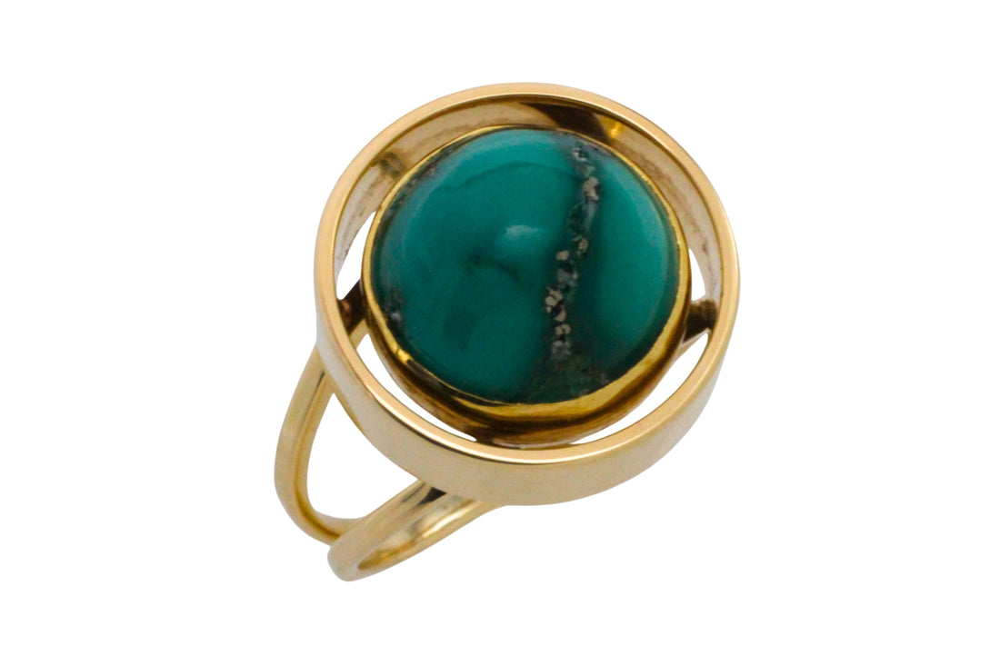 Turquoise ring in 14 carat gold-Vintage Rings-The Antique Ring Shop