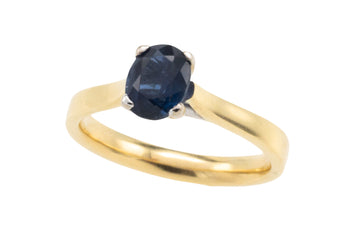 Sapphire solitaire ring in 18 carat gold-engagement rings-The Antique Ring Shop