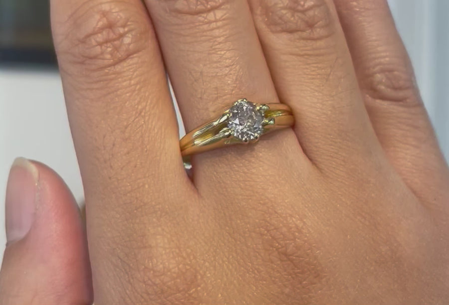 Soltairring met een oud geslepen diamant