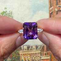 14 karaat gouden ring met amatrien en diamant