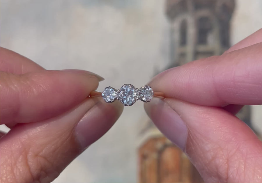 Three stone diamond ring in 18 carat gold