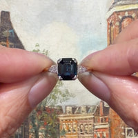 Vintage 18 carat gold sapphire and diamond ring