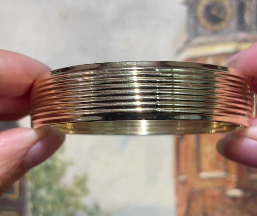 14 kaat gouden bangle armband met ribbels