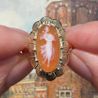 Vintage cameo ring in 14 carat gold