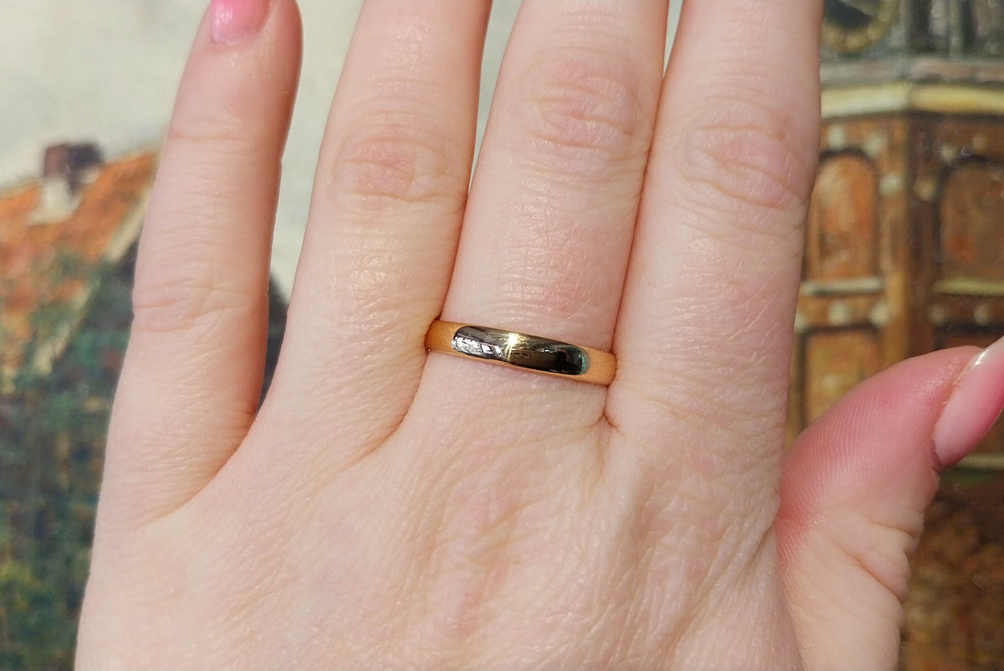 22 carat gold wedding band from 1925-wedding rings-The Antique Ring Shop