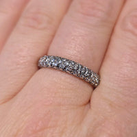 Eternity band with diamonds in 18 carat gold