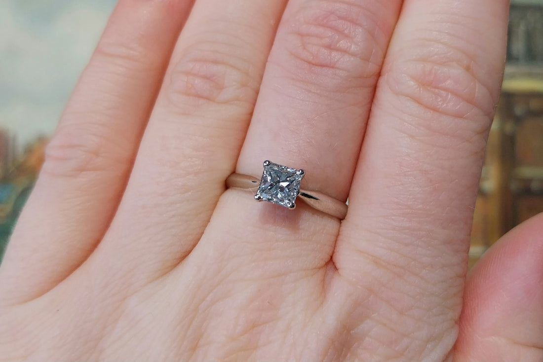 Princess geslepen diamanten ring van witgoud