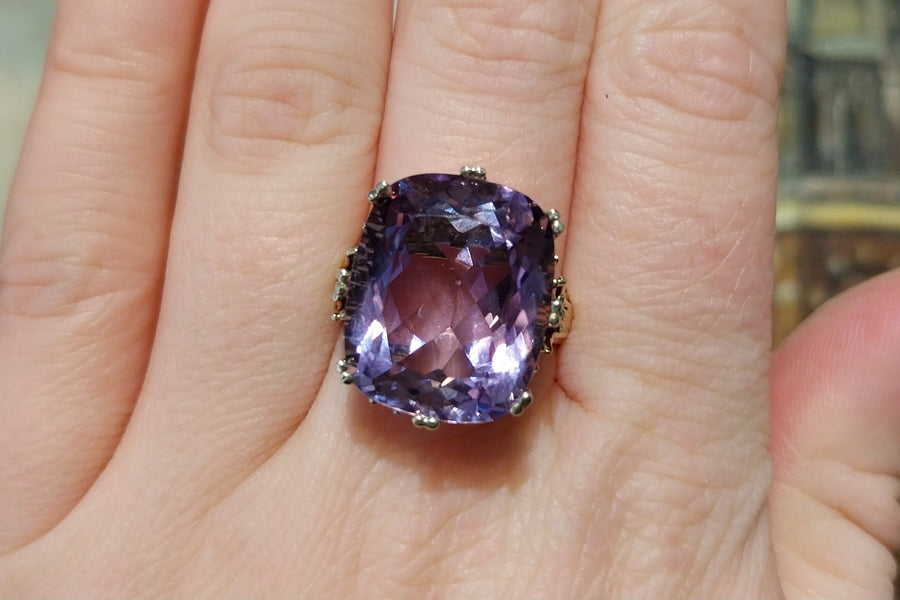 Vintage amethyst ring in 14 carat gold-Vintage Rings-The Antique Ring Shop