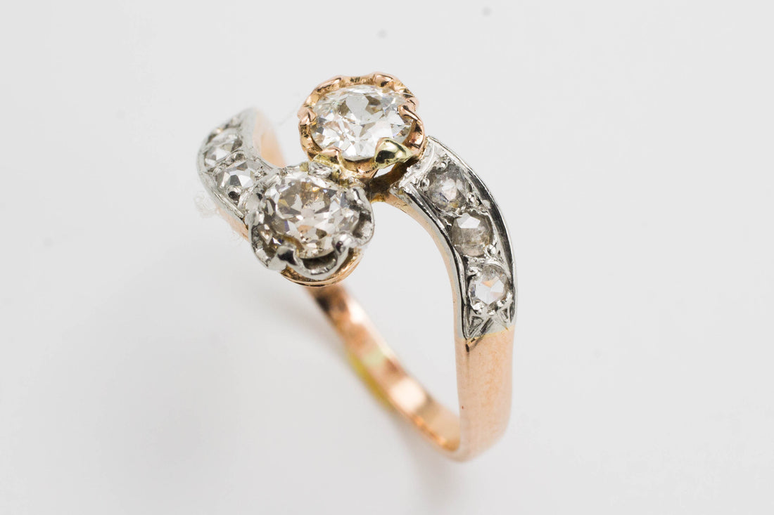 Diamond Toi et Moi ring in 18 carat gold-Antique rings-The Antique Ring Shop, Amsterdam